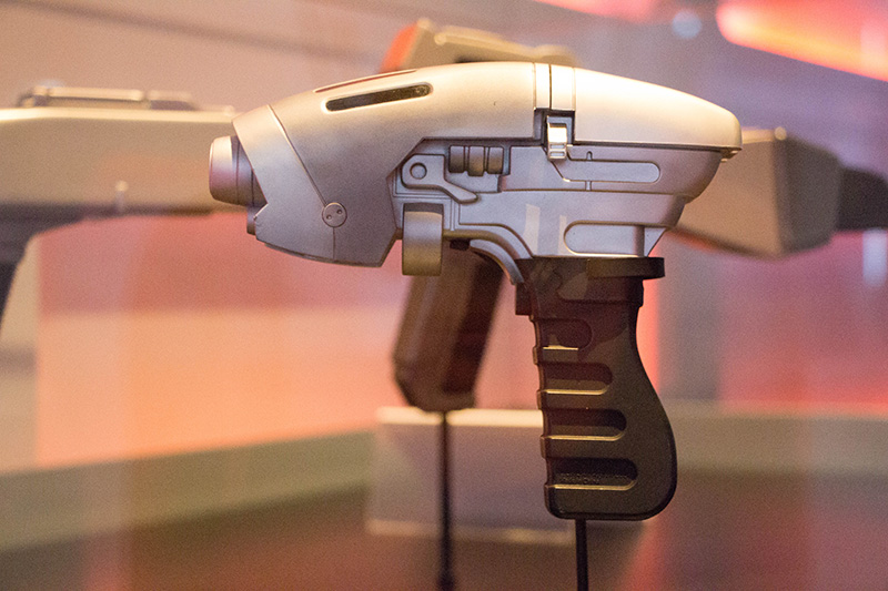 star trek the starfleet academy experience enterprise phaser